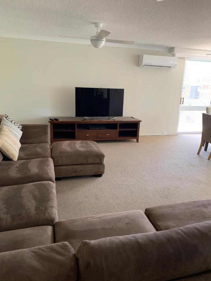 Pacific Regis Beachfront Holiday Apartments Gold Coast Extérieur photo
