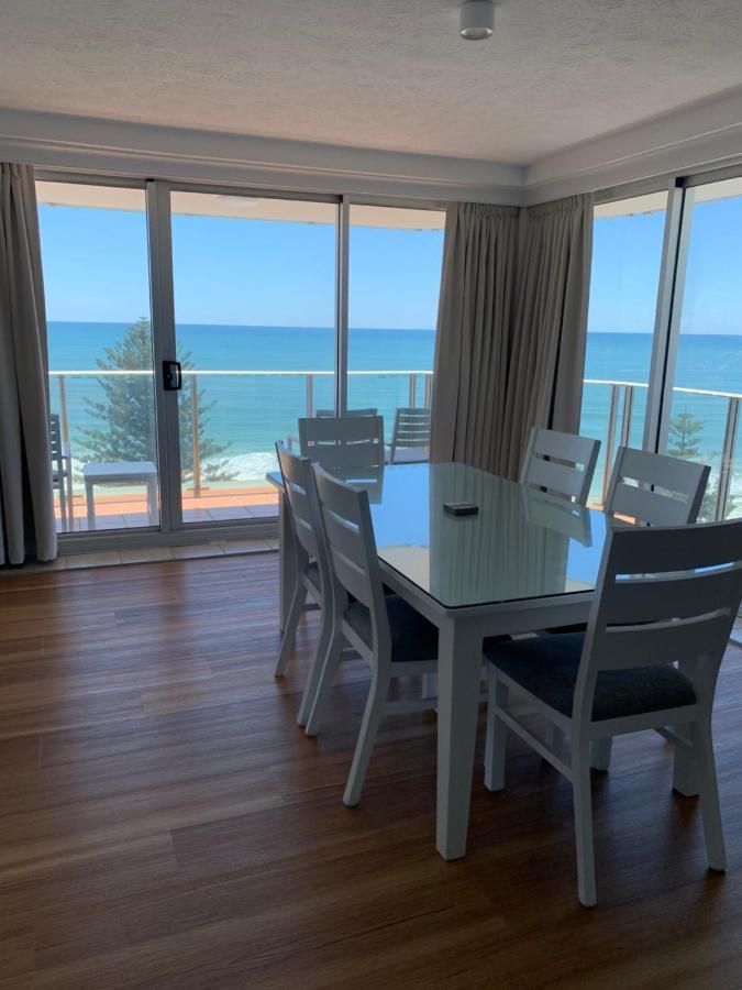 Pacific Regis Beachfront Holiday Apartments Gold Coast Extérieur photo