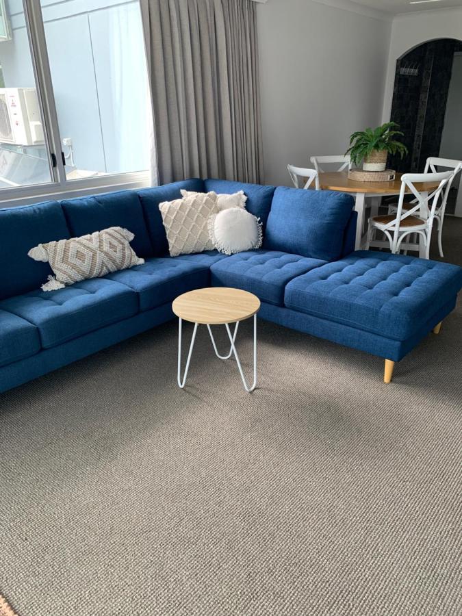 Pacific Regis Beachfront Holiday Apartments Gold Coast Extérieur photo