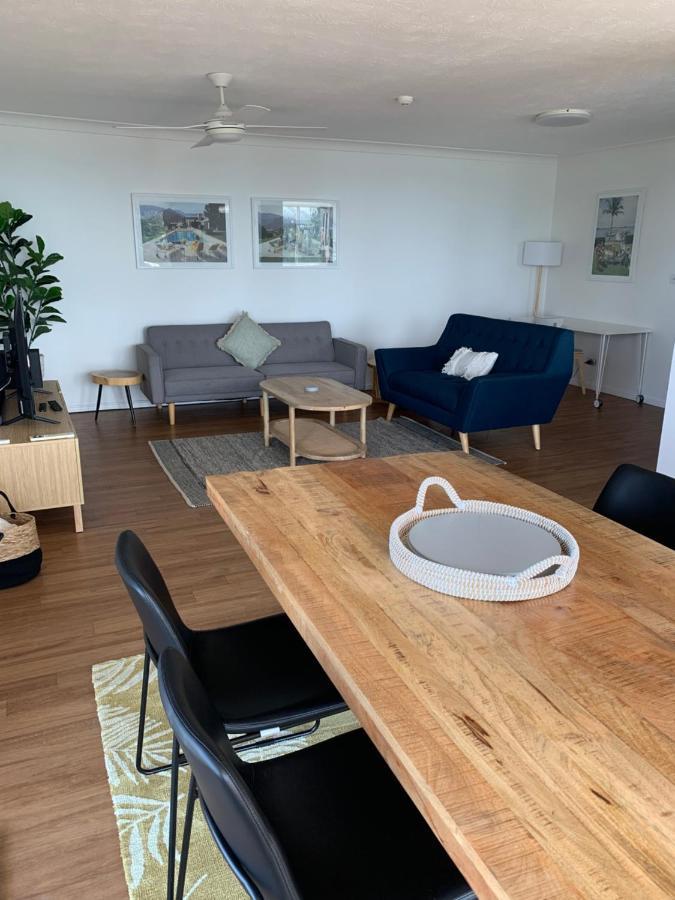 Pacific Regis Beachfront Holiday Apartments Gold Coast Extérieur photo