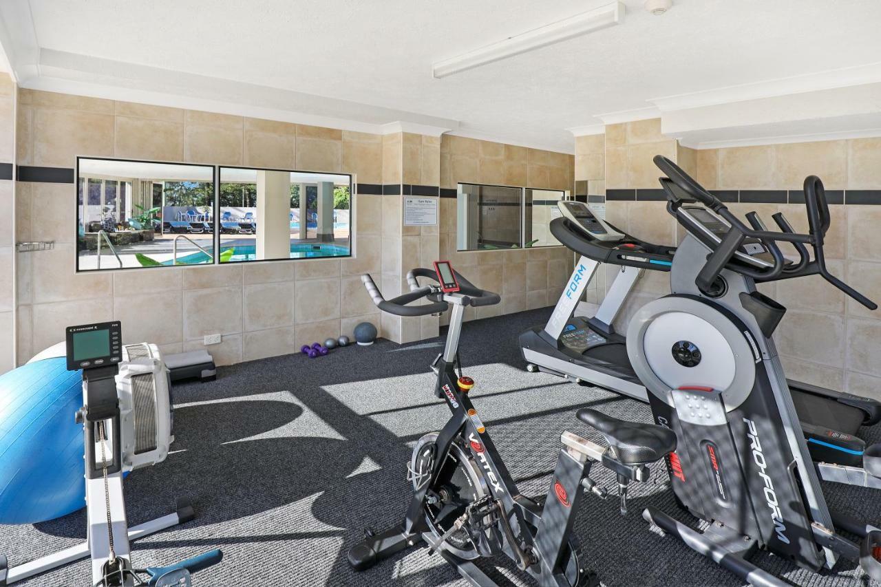 Pacific Regis Beachfront Holiday Apartments Gold Coast Extérieur photo